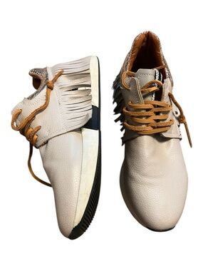 Shu Shop Pepa Fringe Sneakers Bone  Gold Snakeskin Women's Size 9